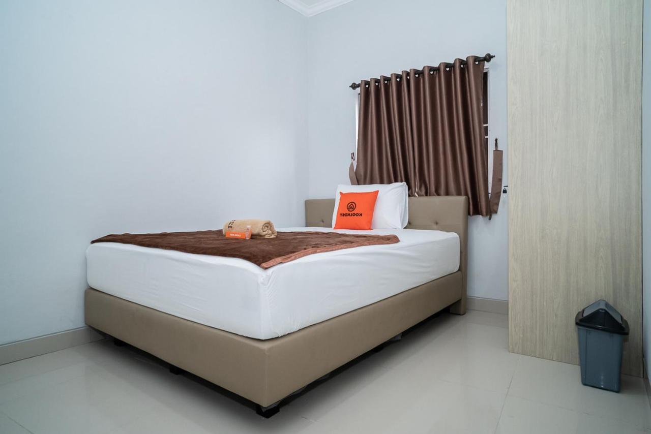 Koolkost Near Pasar Baru Hotel Джакарта Екстериор снимка