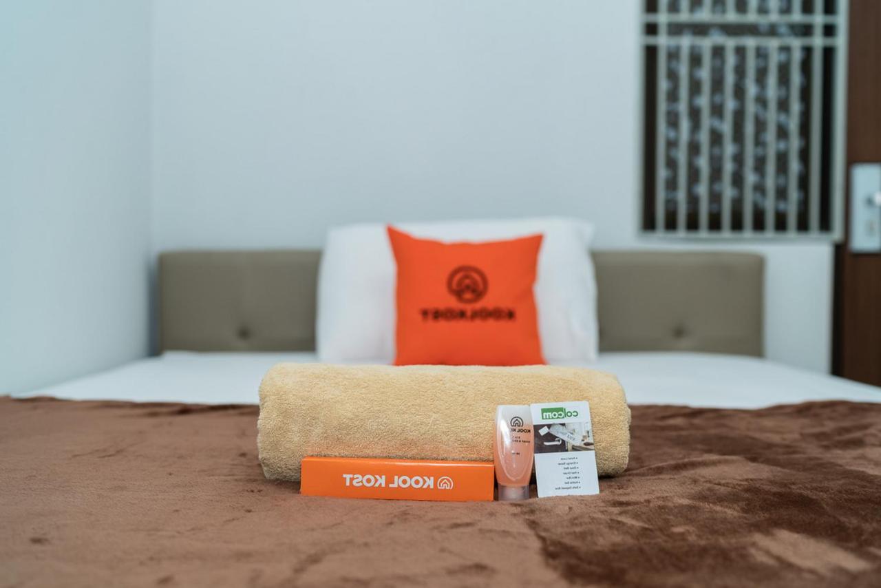 Koolkost Near Pasar Baru Hotel Джакарта Екстериор снимка
